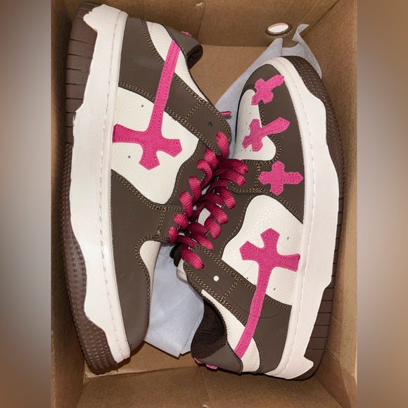 The Supermade Shoes - The Supermade Skateboard Sneakers